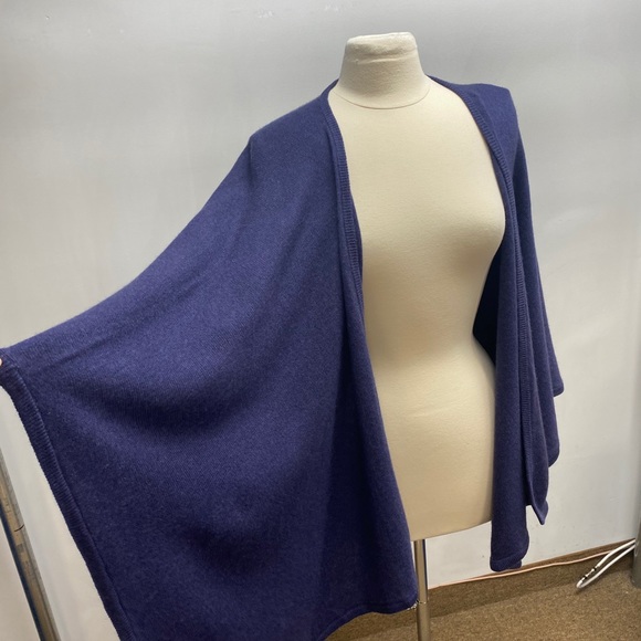 Nicole Miller cashmere poncho sweater - Picture 2 of 11